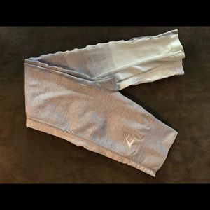 Amplified seamless legging small